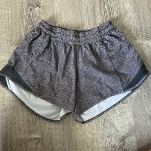 Lululemon 4” size 4 Hotty Hot shorts
